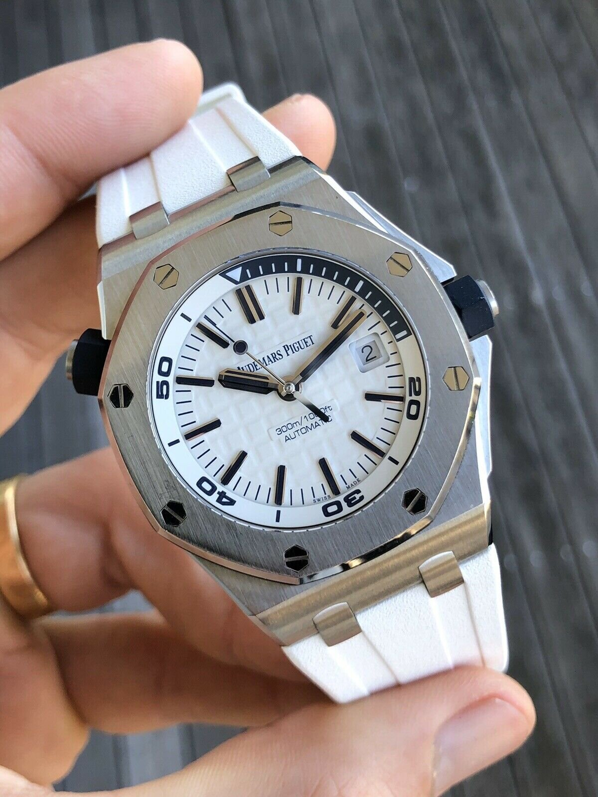 Audemars Offshore Diver 44 mm Blanche