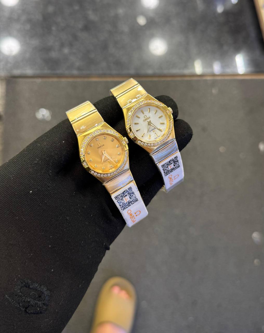 Omega constellation quartz - or sedna