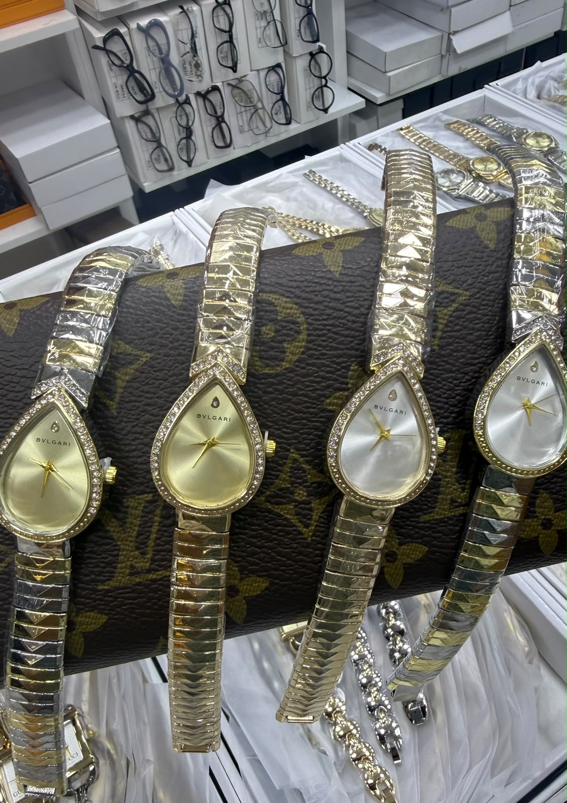 Montre Femme Goutte Cristal