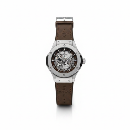 Marron White Background